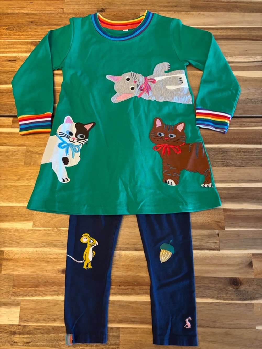 Kitty cat dress/long sleeve tunic (4T) and soft thin leggings  (joules brand 4y)
